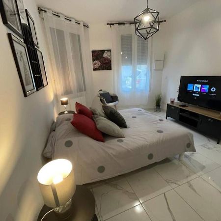 Le Dolce Vita - Centre Historique, Proche Toutes Commodites, Stationnement Aise, Wifi-Netflix Niort Dış mekan fotoğraf