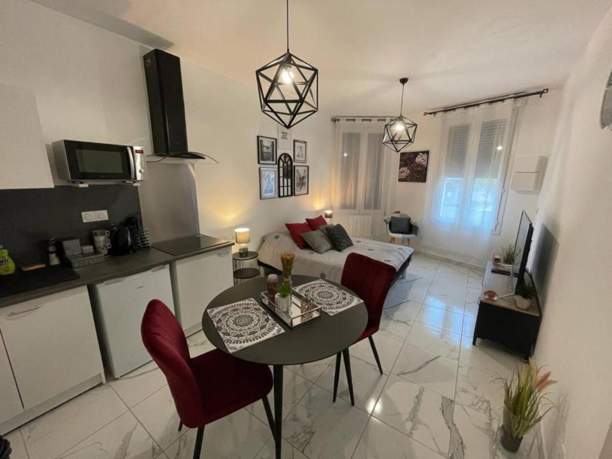 Le Dolce Vita - Centre Historique, Proche Toutes Commodites, Stationnement Aise, Wifi-Netflix Niort Dış mekan fotoğraf
